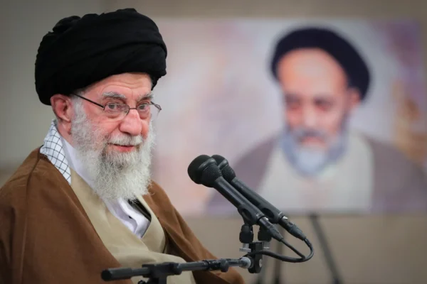 رهبری ، علامه طباطبایی